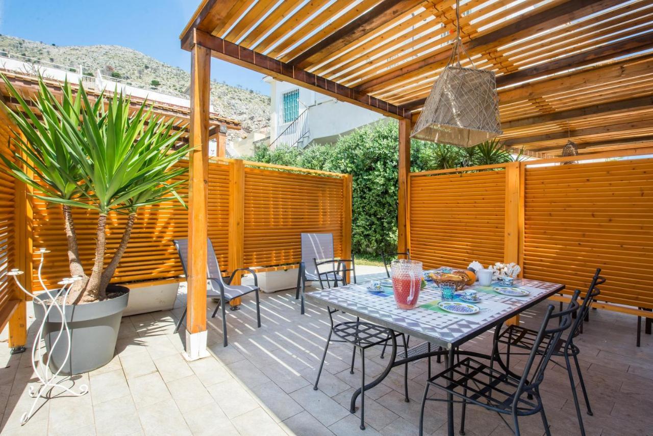 Villa Cinzia-150 Mt From The Beach Mondello Exterior foto